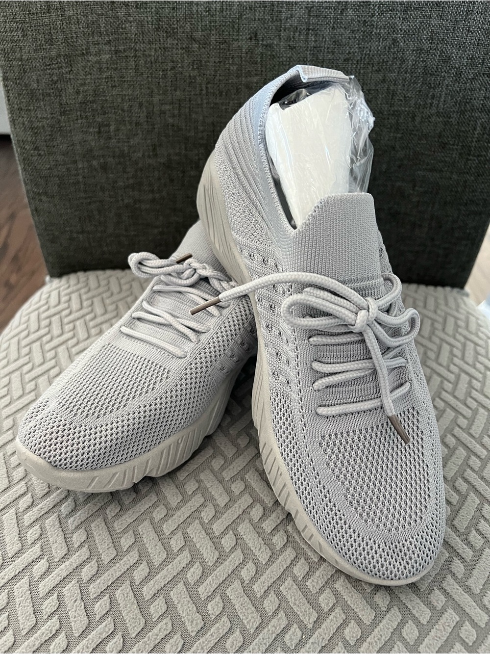 Light Gray Women's Knit Sneakers - Casual Comfort